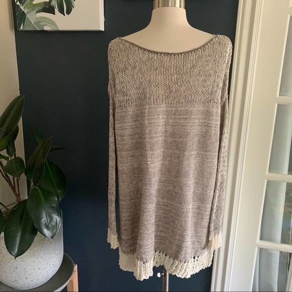 Free People- Haiku Deep side slit slouchy Sweater. S - Picture 4 of 13